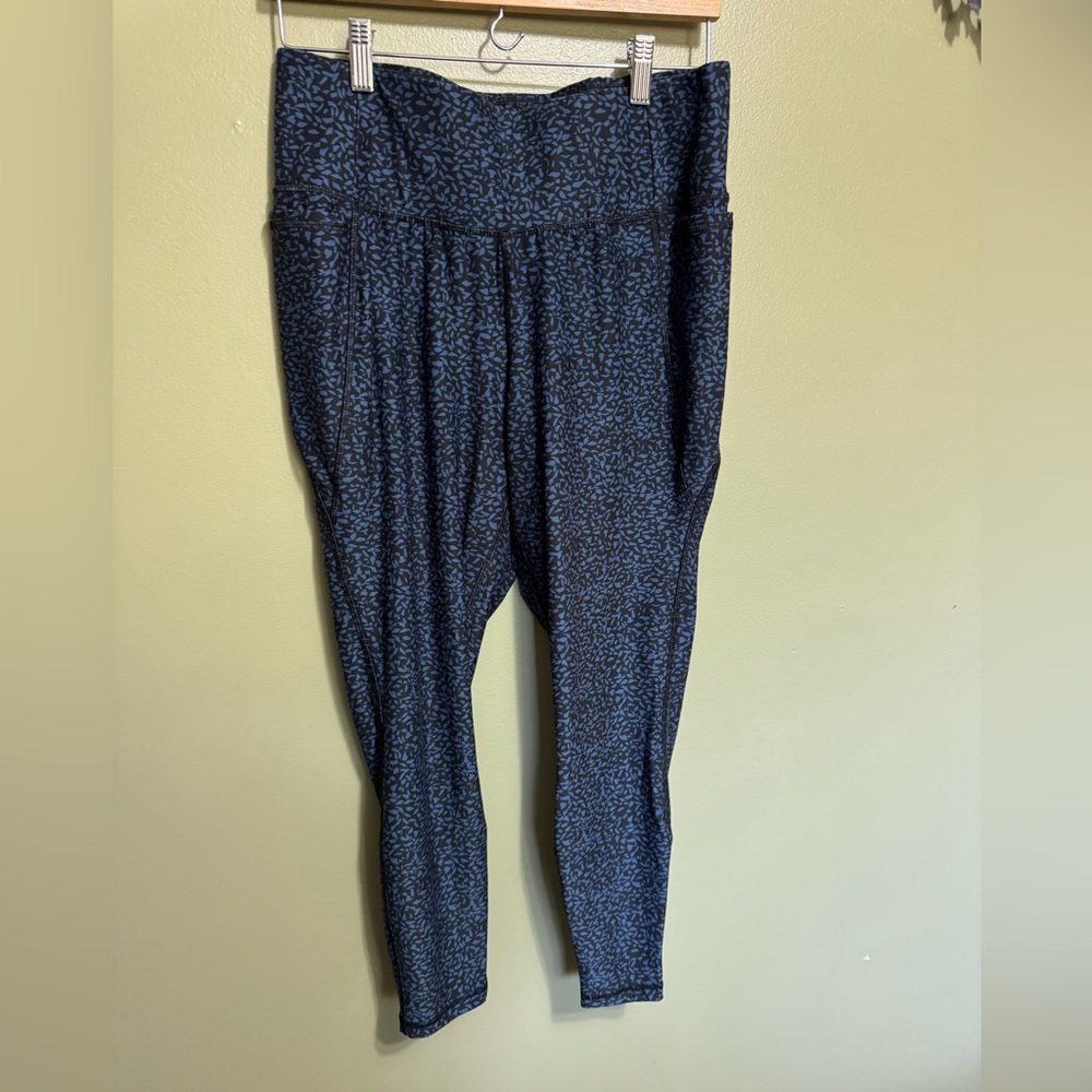 Two Livi Leggings, Size 14/16‎